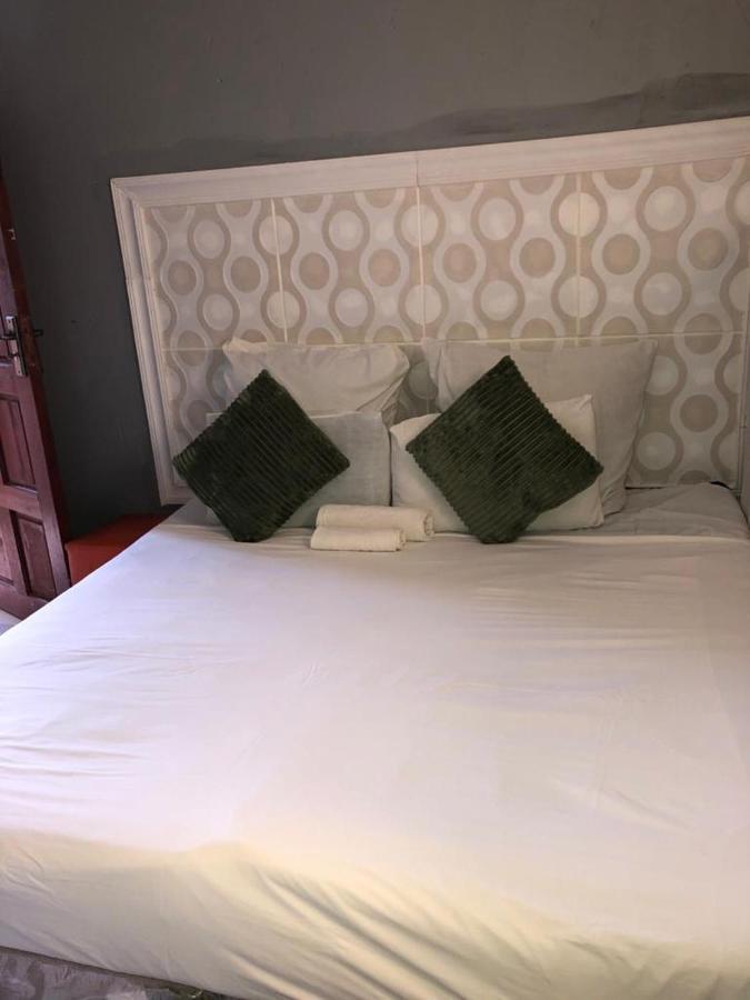 Fgm Guesthouse 2 Албертън Екстериор снимка